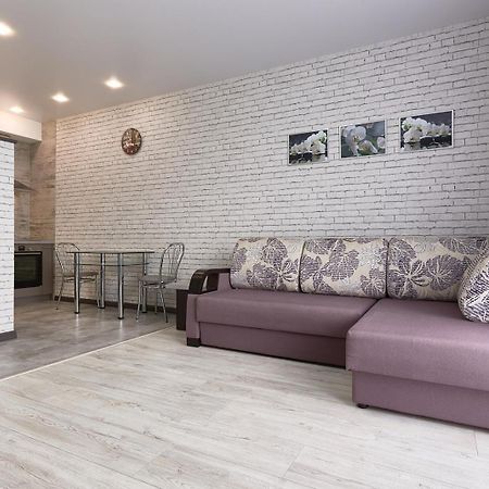 Perfect Apartments M Polytech, Ohmatdet, Parking キエフ エクステリア 写真