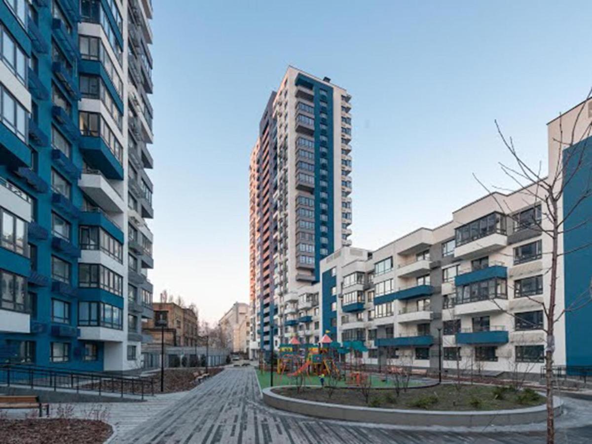 Perfect Apartments M Polytech, Ohmatdet, Parking キエフ エクステリア 写真