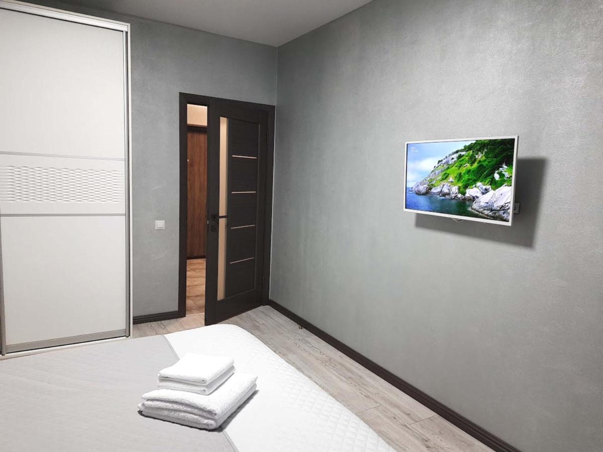 Perfect Apartments M Polytech, Ohmatdet, Parking キエフ エクステリア 写真